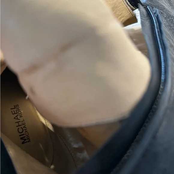 New Michael Kors Size 8 Black Lace-Up Knee-High Heeled Boots - Picture 7 of 7